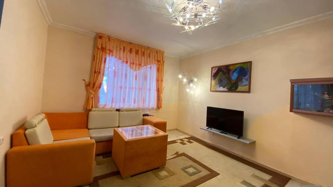 Hotel Дом Писателей Цахкадзора Exteriér fotografie