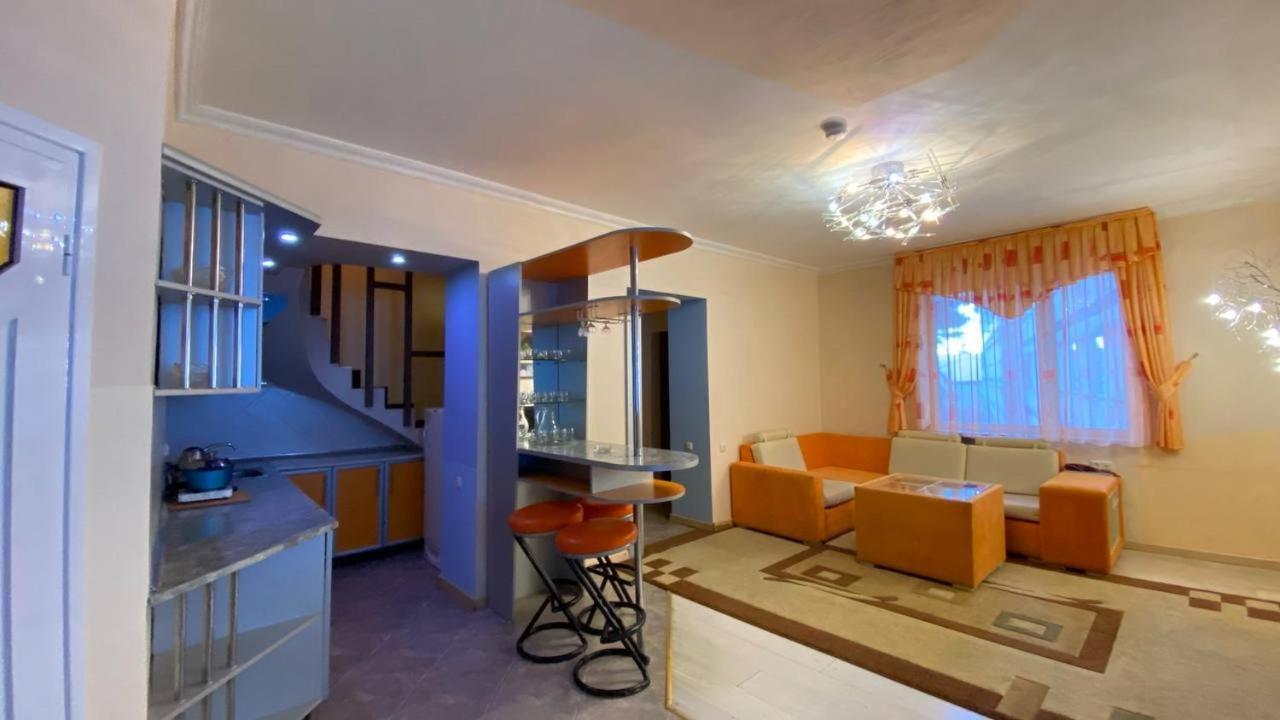 Hotel Дом Писателей Цахкадзора Exteriér fotografie