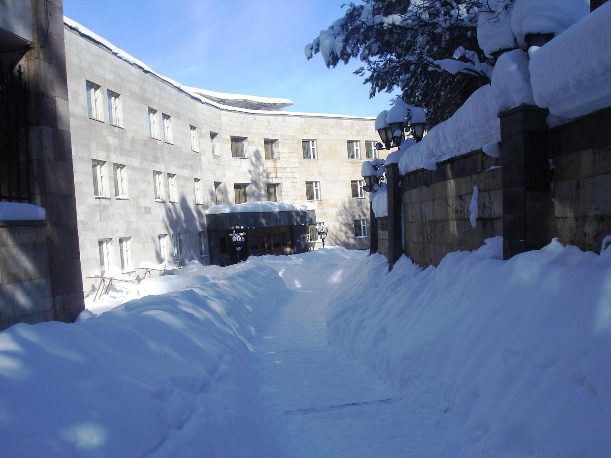 Hotel Дом Писателей Цахкадзора Exteriér fotografie