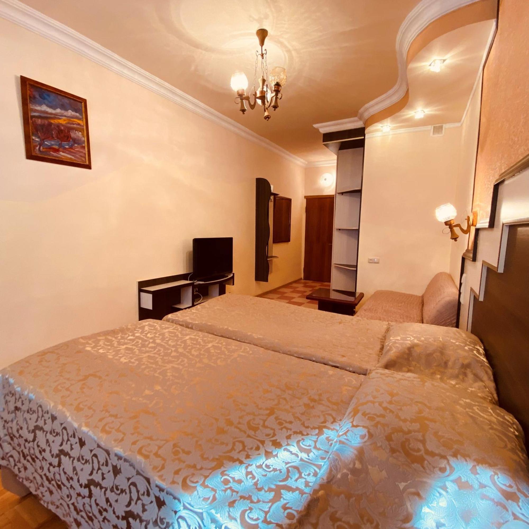 Hotel Дом Писателей Цахкадзора Exteriér fotografie